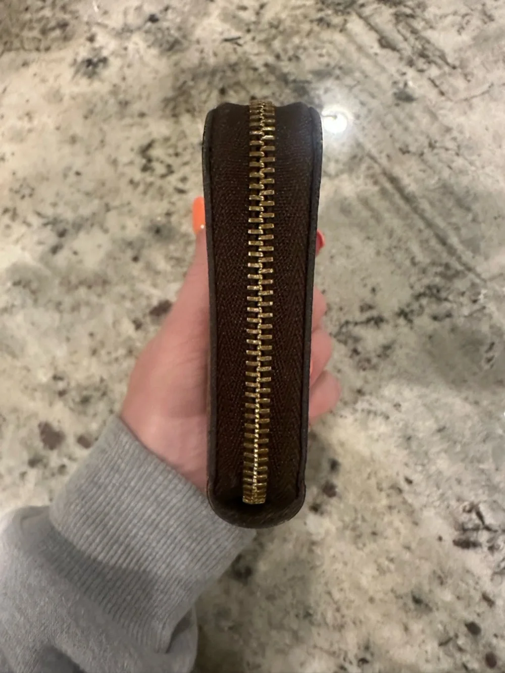 Louis Vuitton Damier Ebene Small Zipped Coin Purse - Dark Brown Checker - Picture 4 of 10